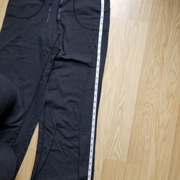Lululemon Pant - Picture 5 of 6